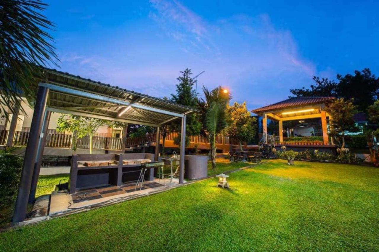 באטו פאהאט Capital O 90088 Mbp Leisure Resort מראה חיצוני תמונה